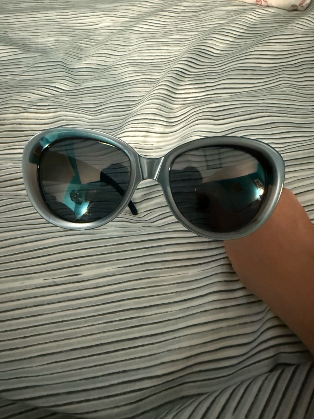 Vintage Gucci Sunglasses, LIKE NEW CONDITION!